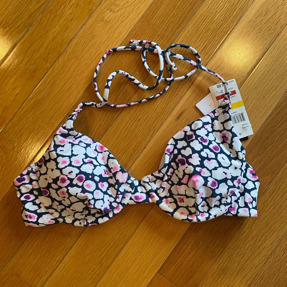 🌟NWT Bikini top - M
